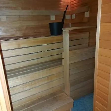 Privaatne Suure Kinnistuga Elamu Otepaal. Villa Otepaa