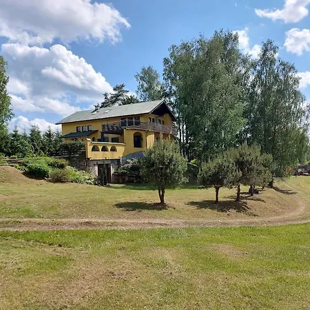 Privaatne Suure Kinnistuga Elamu Otepaal. *