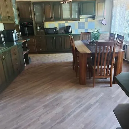 Villa Privaatne Suure Kinnistuga Elamu Otepaal. Otepaa