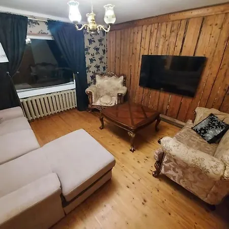 Privaatne Suure Kinnistuga Elamu Otepaal. Villa *