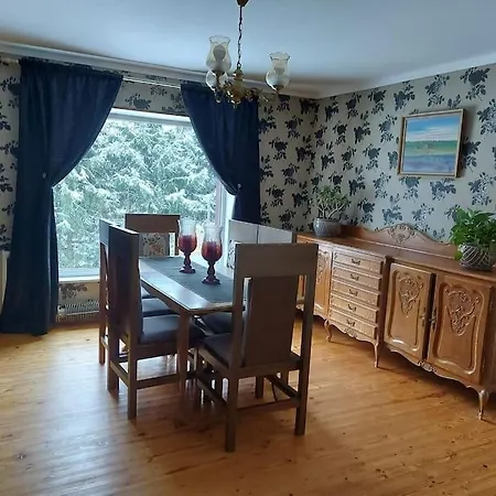 Villa Privaatne Suure Kinnistuga Elamu Otepaal.
