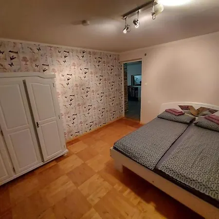 Villa Privaatne Suure Kinnistuga Elamu Otepaal. Otepaa