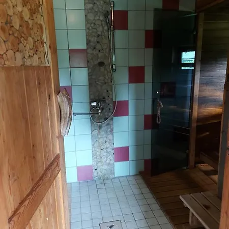 Villa Privaatne Suure Kinnistuga Elamu Otepaal. *